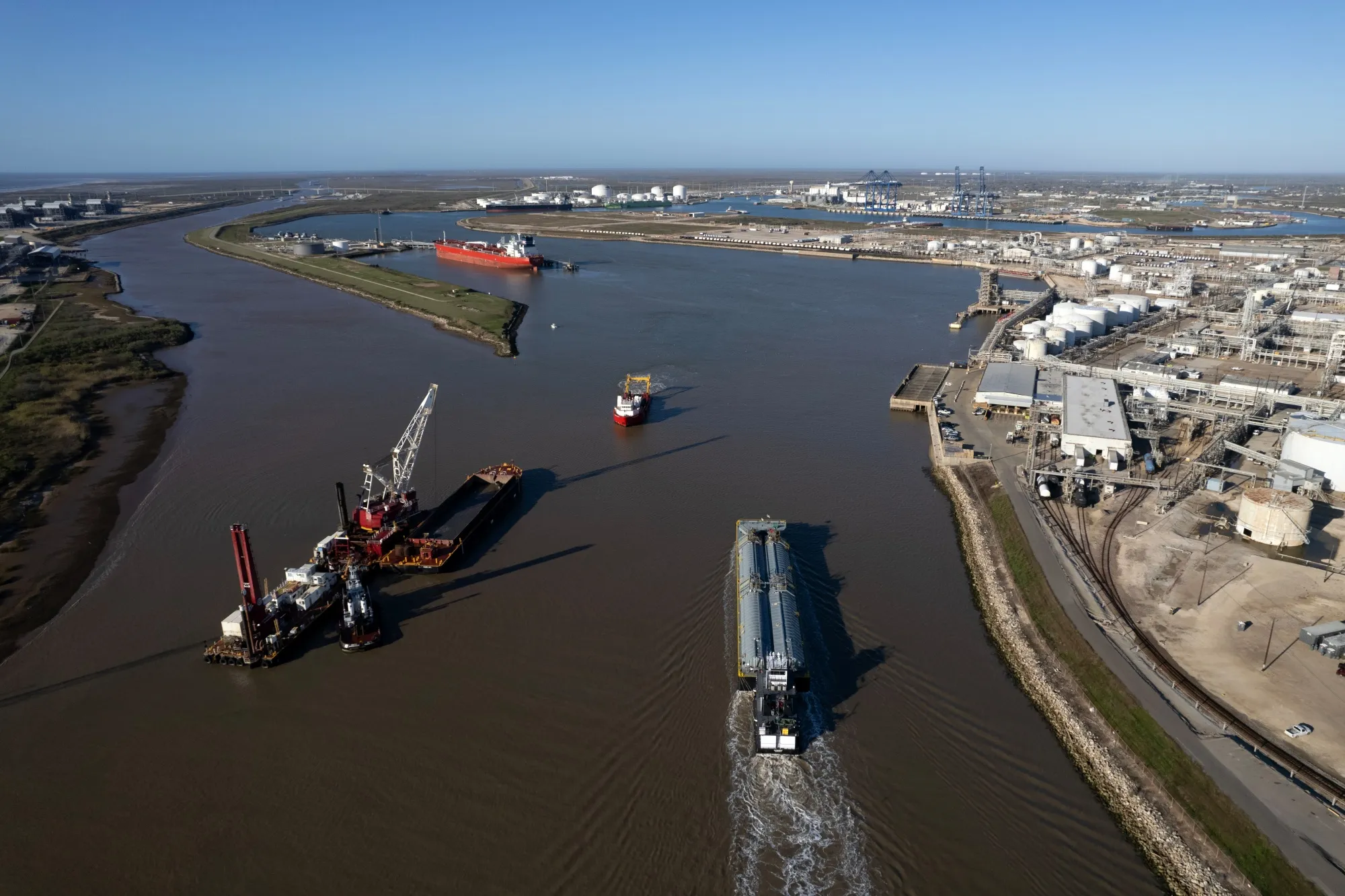 Traders say US exports are beginning to test practical limits, with infrastructure and shipping constraints capping how much crude can consistently leave the US Gulf Coast.