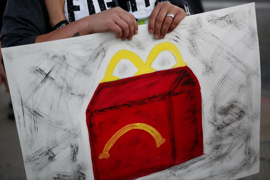 Would you like fries with your unemployment benefits? Photographer: Patrick T. Fallon/Bloomberg