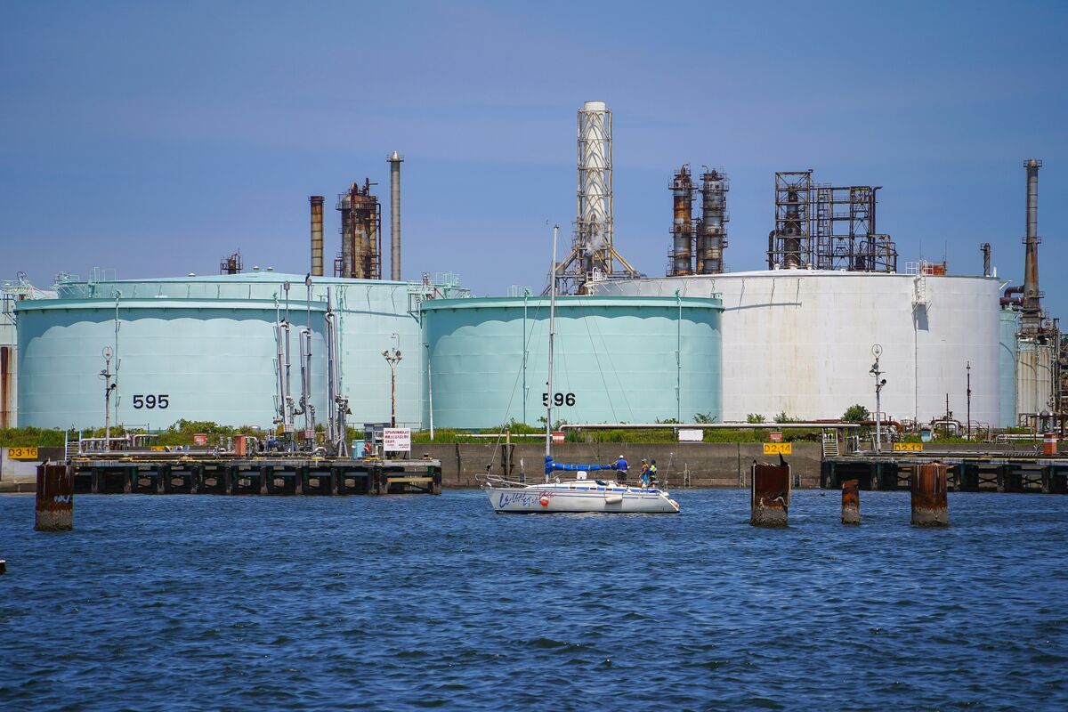 bloomberg.com - Matthew Burgess - Oil Rises on Iran Tensions, US Stock Futures Dip: Markets Wrap