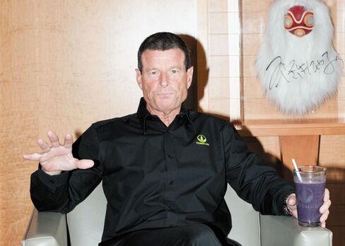 CEO Johnson at Herbalife’s headquarters