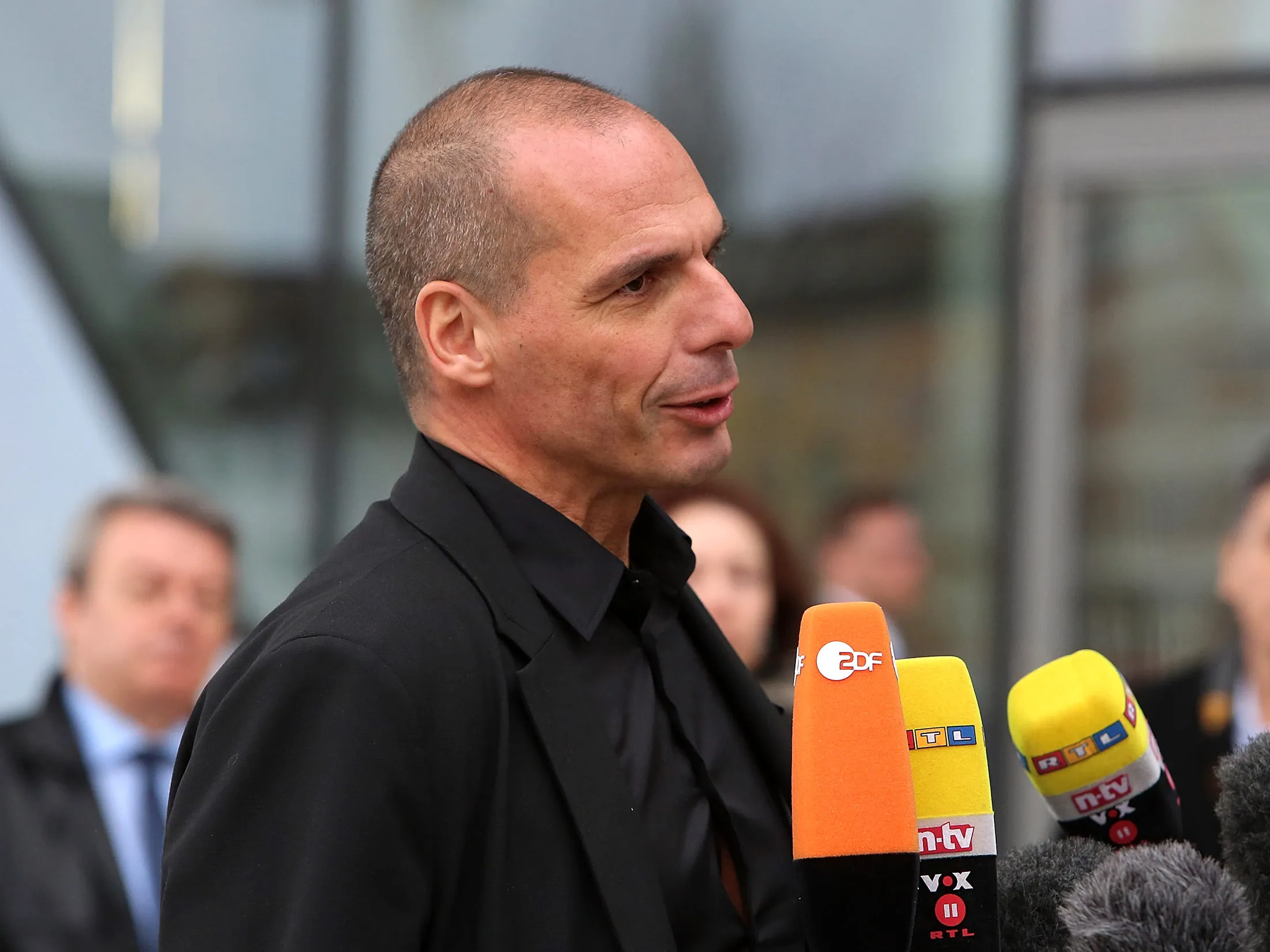 Greek Finance Minister Yanis Varoufakis speaks to journalists after a meeting with the President of the European Central Bank Mario Draghi, on Feb. 4, 2015.
