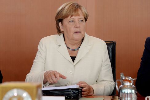 1472075305_Merkel