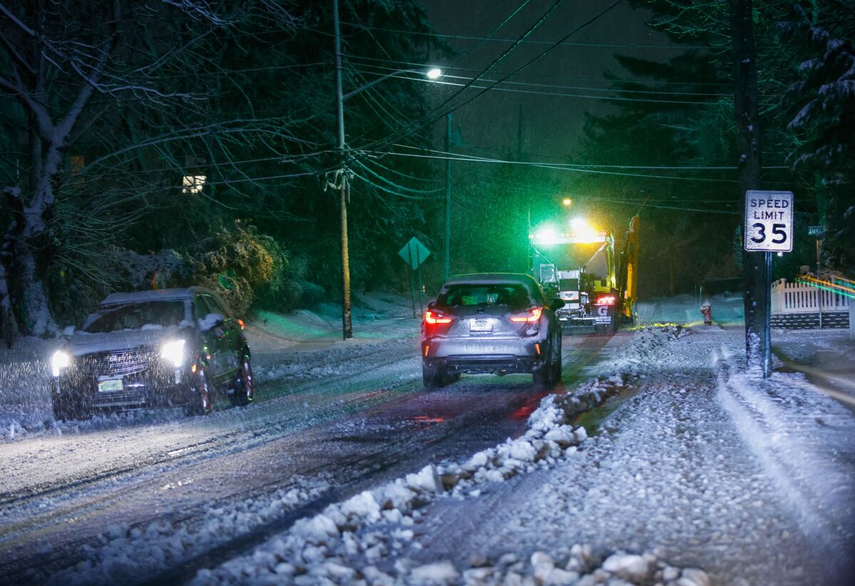 Hundreds of Flights Canceled Over a Pair of Storms Across the US ...