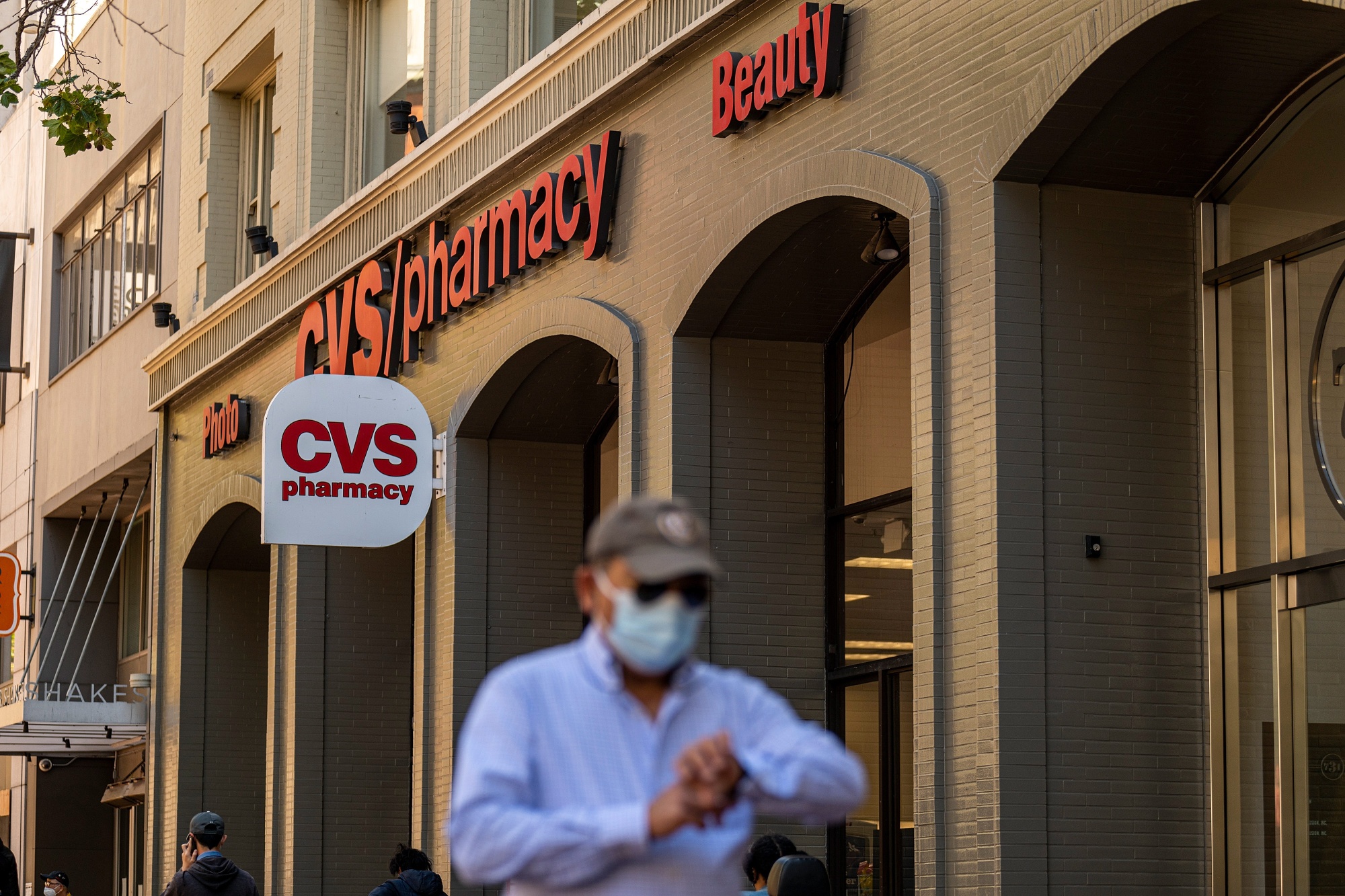 CVS Stock Gains As Drugstores Withstand Fading Demand For Covid Shots    1x 1 