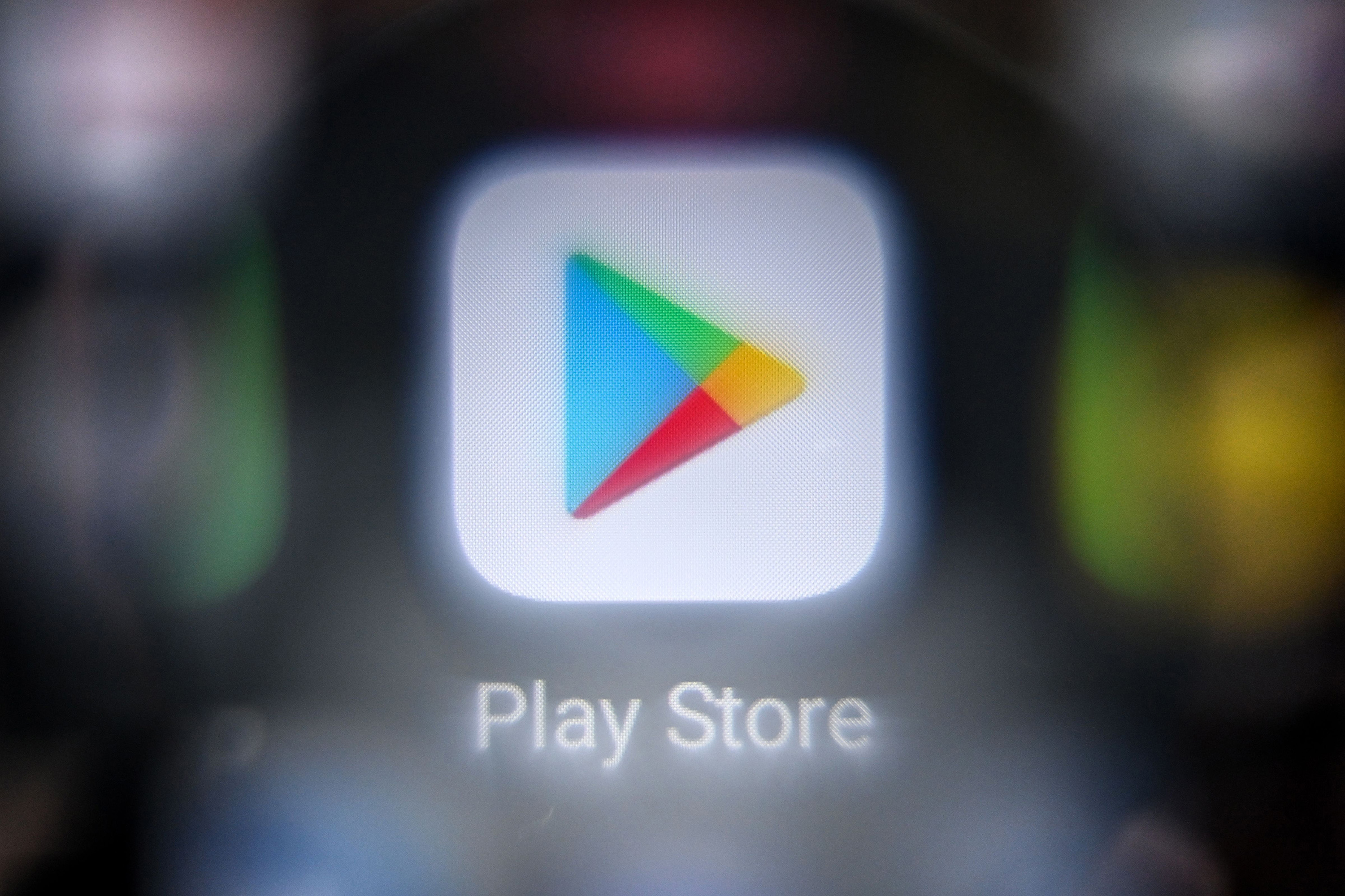 Google Play Store Bottom Bar Under Trials