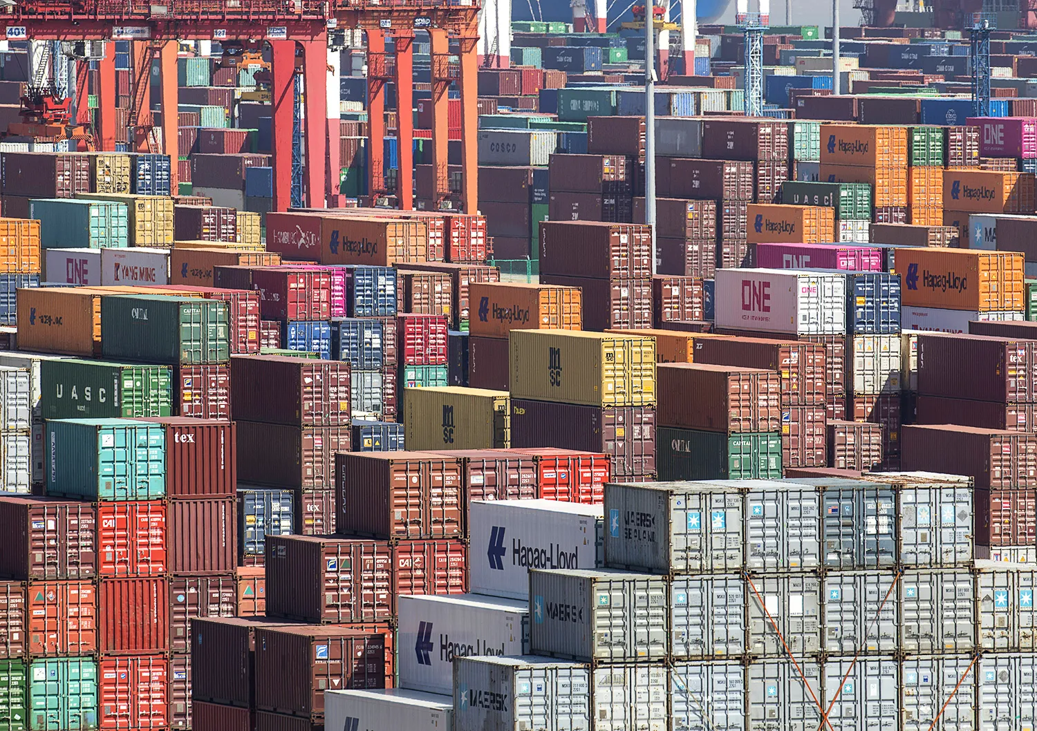 Yangshan Free Trade Port as US-China Trade Conflict Escalates