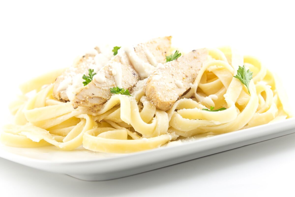🟪"Allerta Listeria: 13 Stati Americani Colpiti da Infezioni Dopo Consumo di Pasta Pronta da Walmart e Kroger"