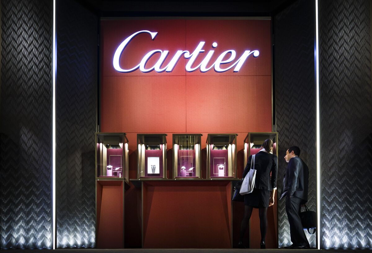 Richemont Cartier Crowd Get Hooked on Cheap Credit LVMH Acquisitions -  Bloomberg