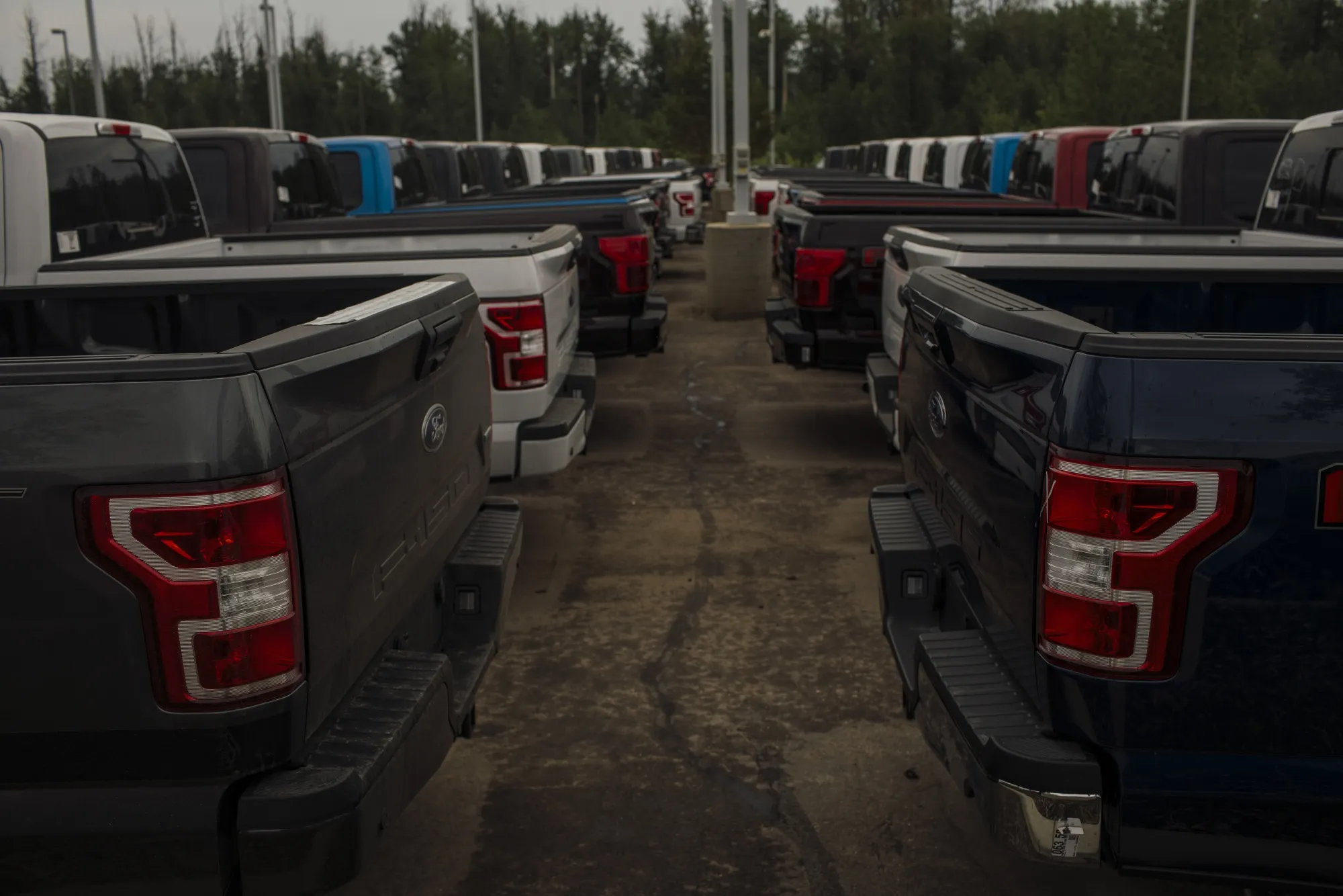 From Binge to Bust: A Canadian Oil Town Lines Up At The Food Bank