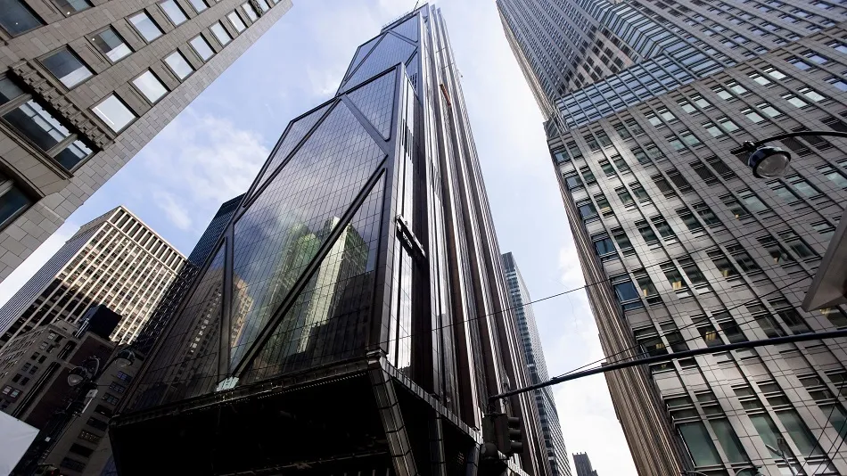 bloomberg.com - Watch JPMorgan Starts Program to Track Junior Banker Hours