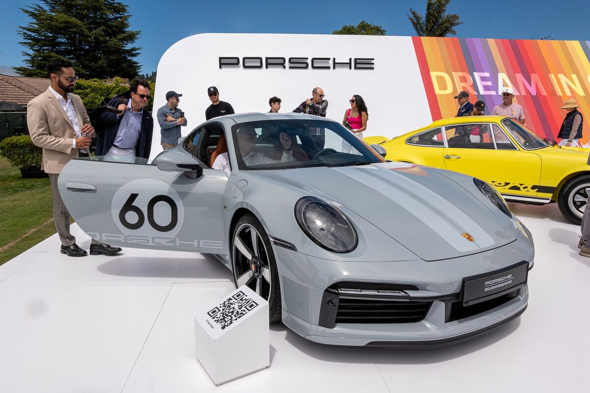 VW to Discuss Porsche IPO at Monday Meeting