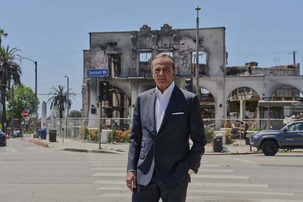 The Political Transformation of California’s Billionaire Mall King