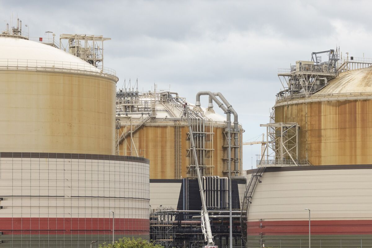 bloomberg.com - Priscila Azevedo Rocha - Europe Gas Nears Three-Year High as Traders Race to Fill Storage