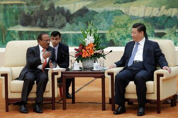 Doval meets with Xi Jinping in Beijing in Sept. 2014. Phtoographer: Lintao Zhang via EPA