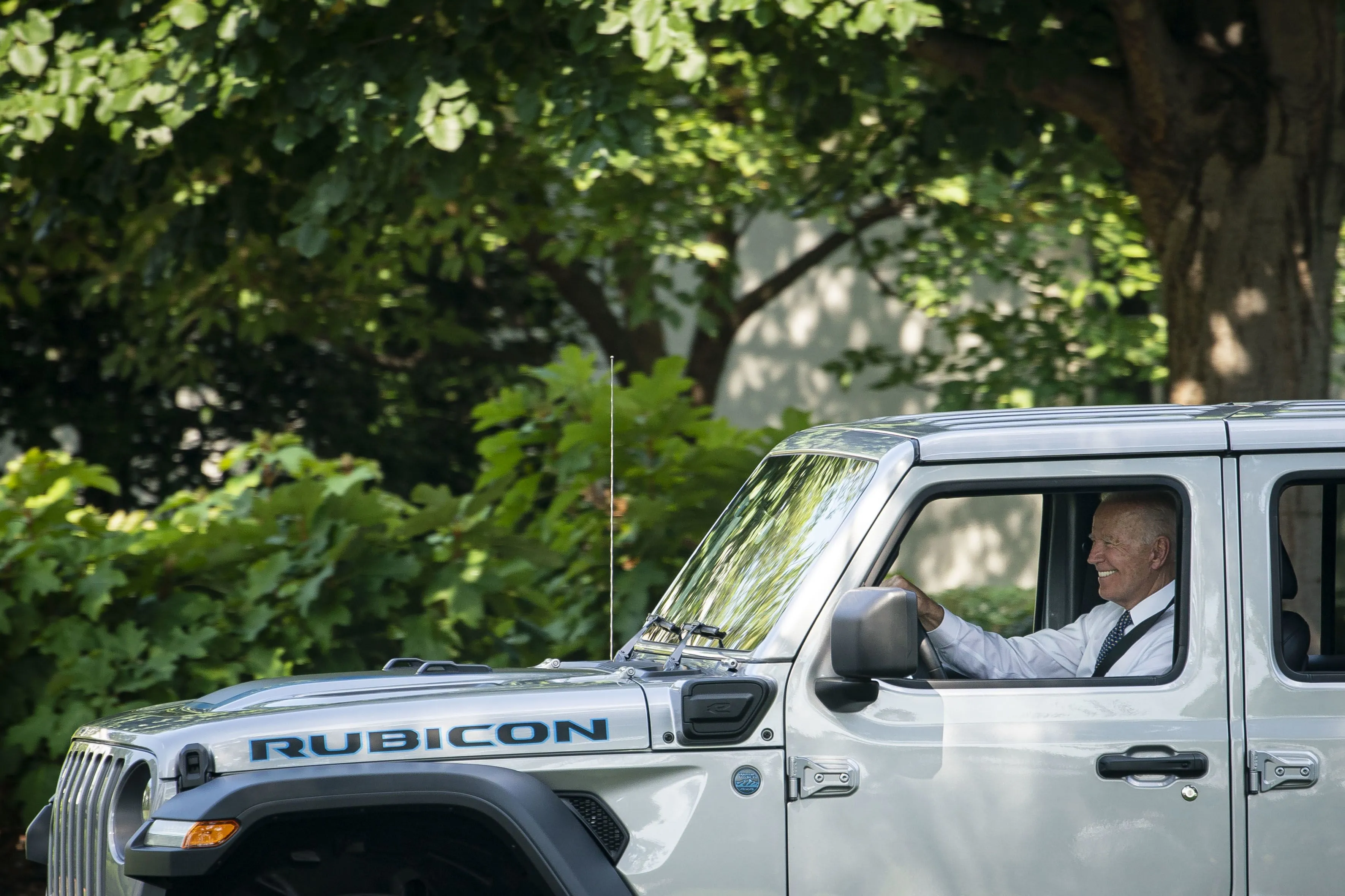 U.S. President Joe Biden takes a hybrid Jeep Wrangler Rubicon for a spin on the South Lawn of the White House on&nbsp;Aug. 5, 2021.&nbsp;