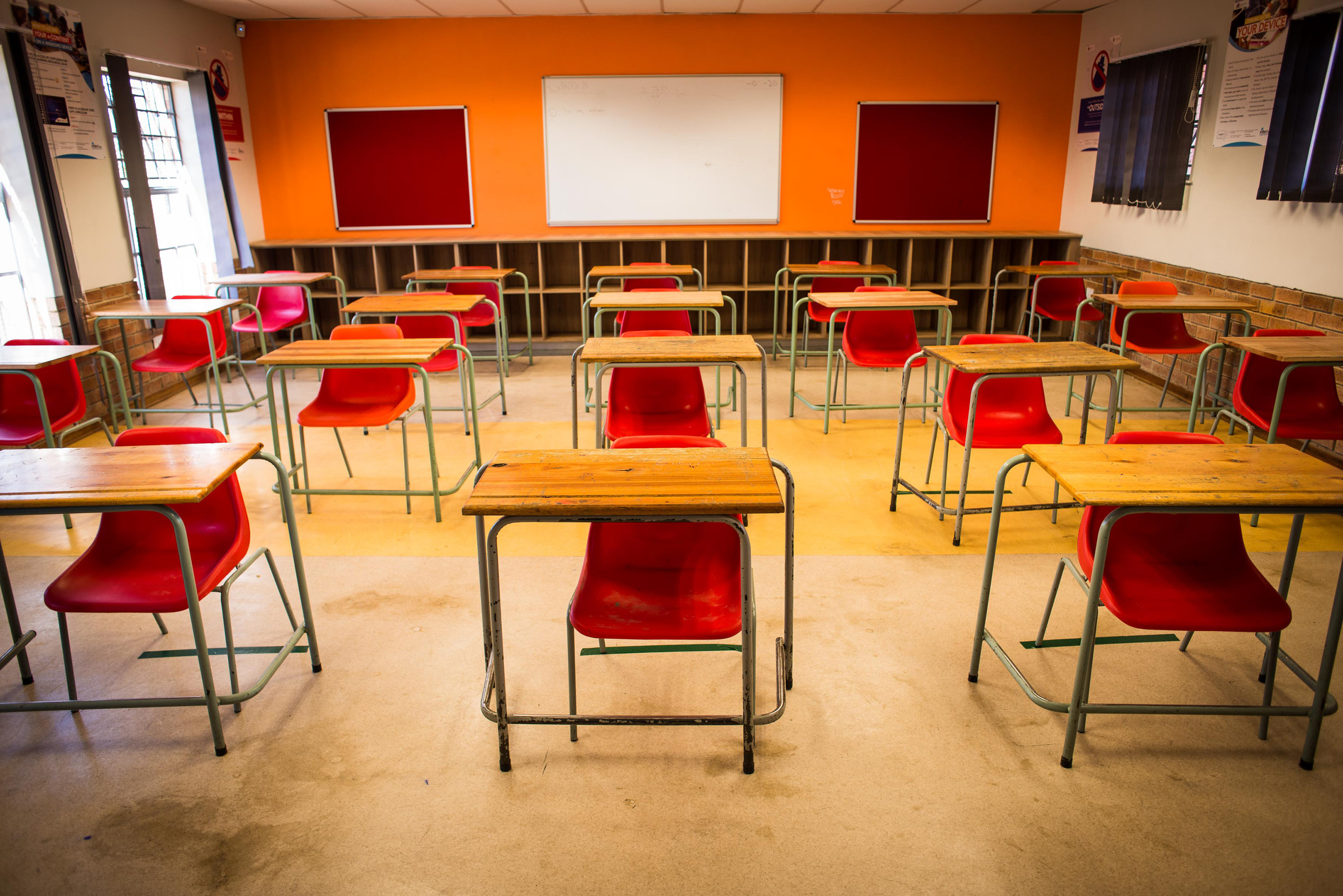 South Africa May Delay Reopening of Schools, Sunday Times Says - Bloomberg
