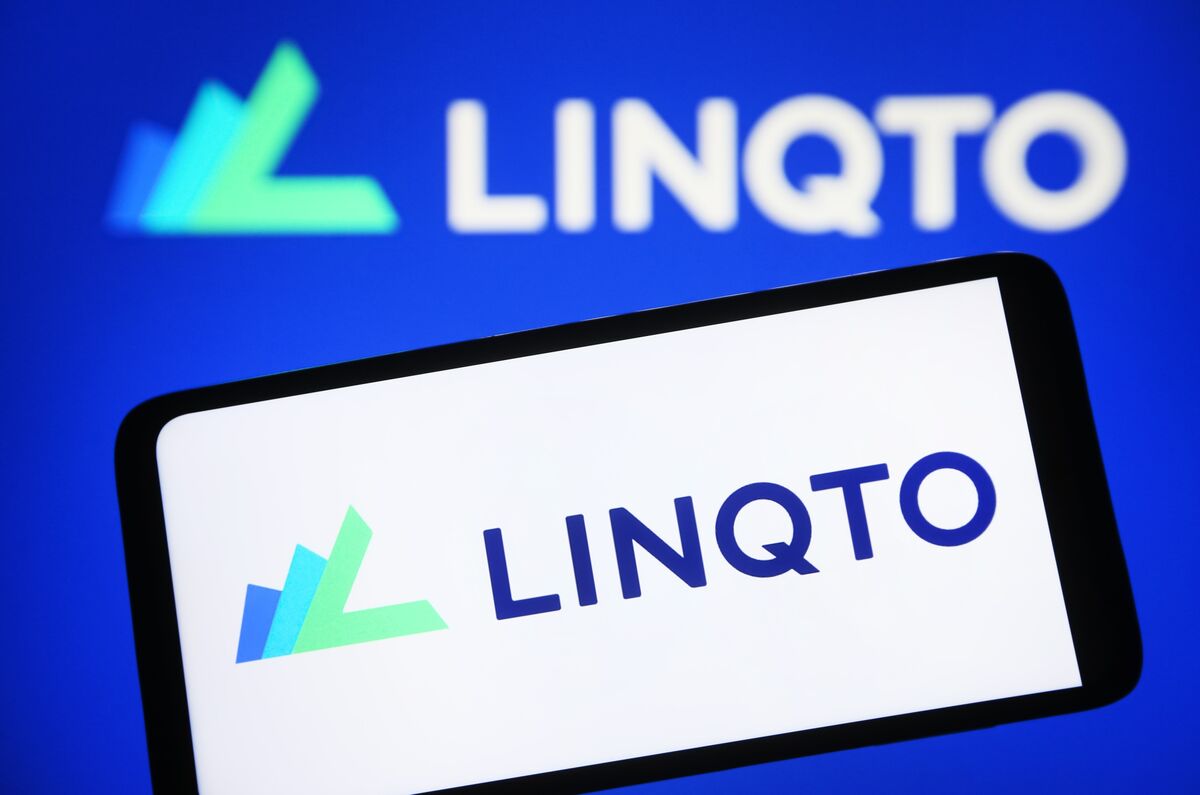 Bankrupt Fintech's Secret Stash: Selling Rare Private Company Stakes to Fund Collapse