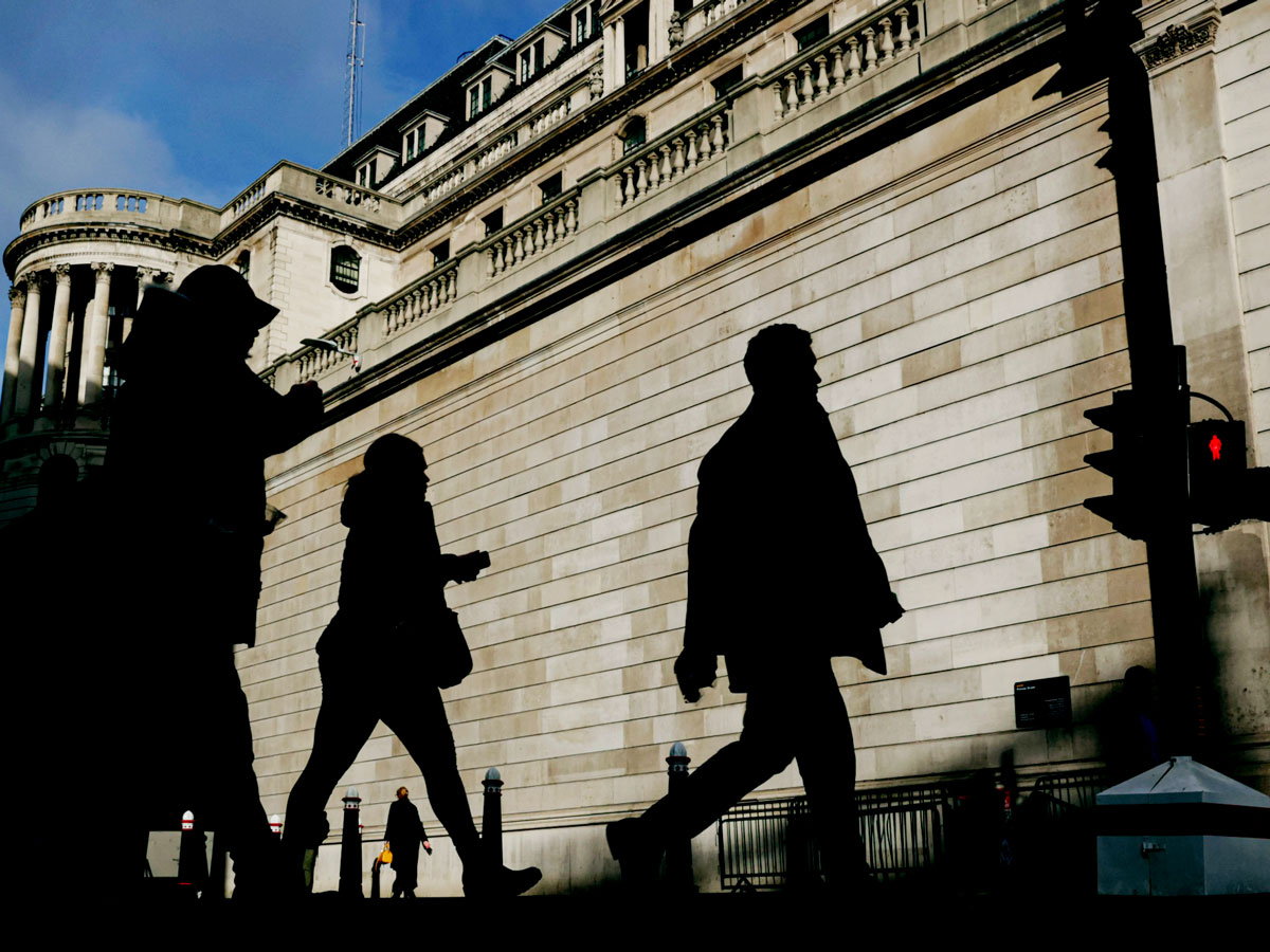 UK PMI: Recession Risk Grows As Companies Cut Staff At A Sharp Pace ...