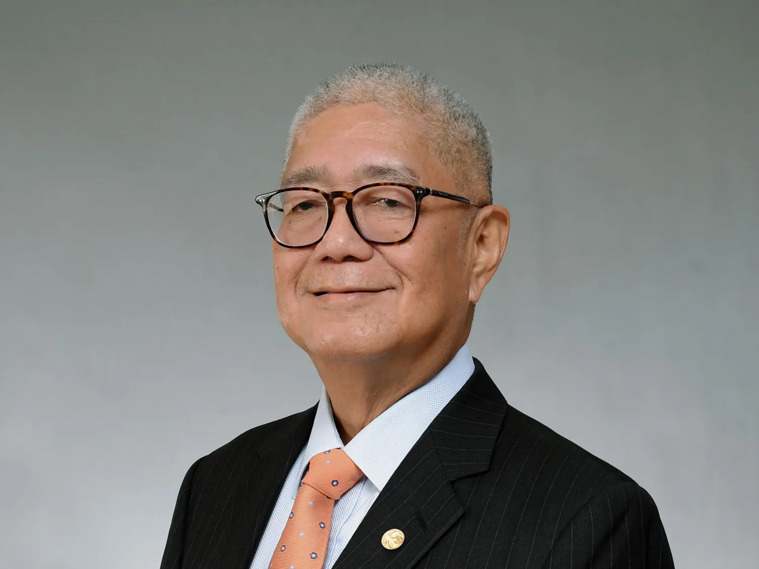 フィリピン、次期中銀総裁に元BISのレモロナ氏を任命 - Bloomberg