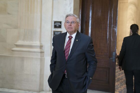 Republicans Willing to Back $500B Stimulus, Menendez Says