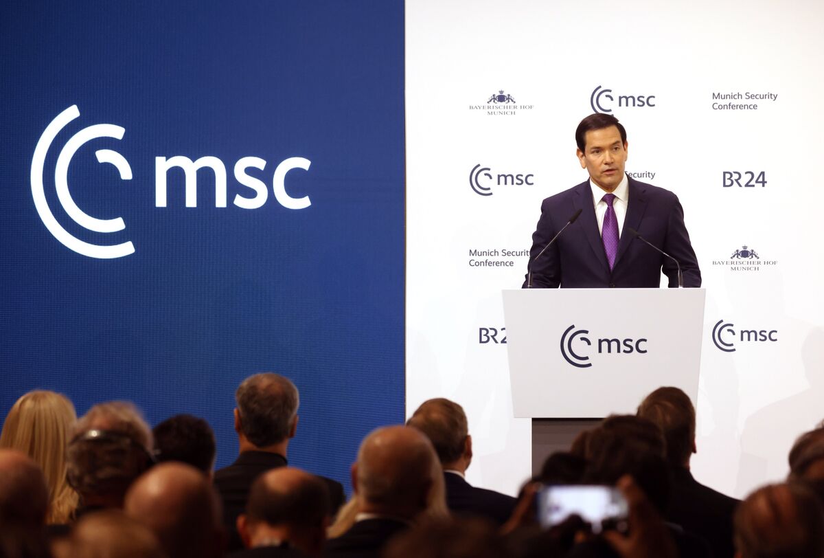 
                            Rubio Reassures Europe Even as He Warns of ‘Dangerous Delusion’