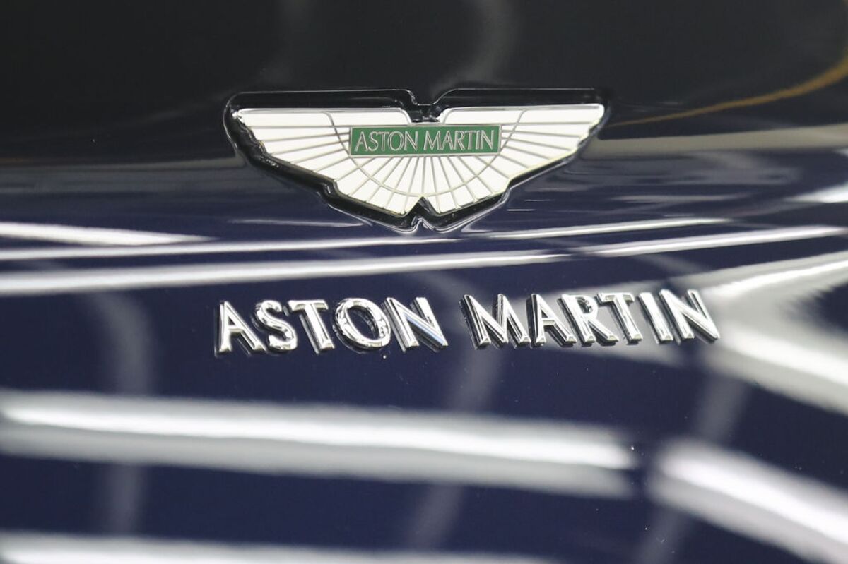 Aston Martin logo