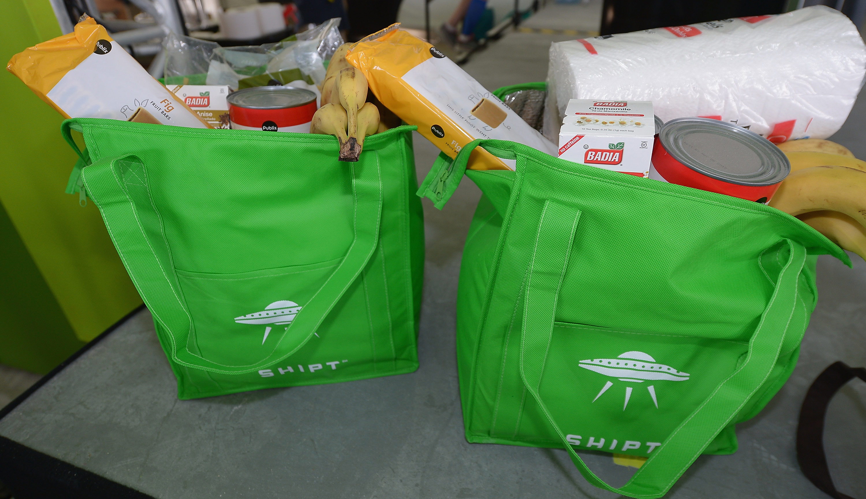 Food Delivery Companies Turn To Grocery Delivery 