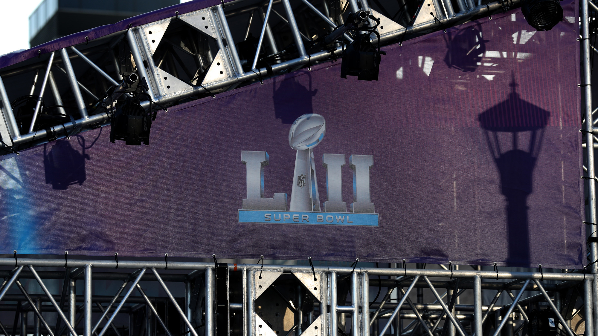 Get-In Price for Super Bowl Tickets Plunges 30%