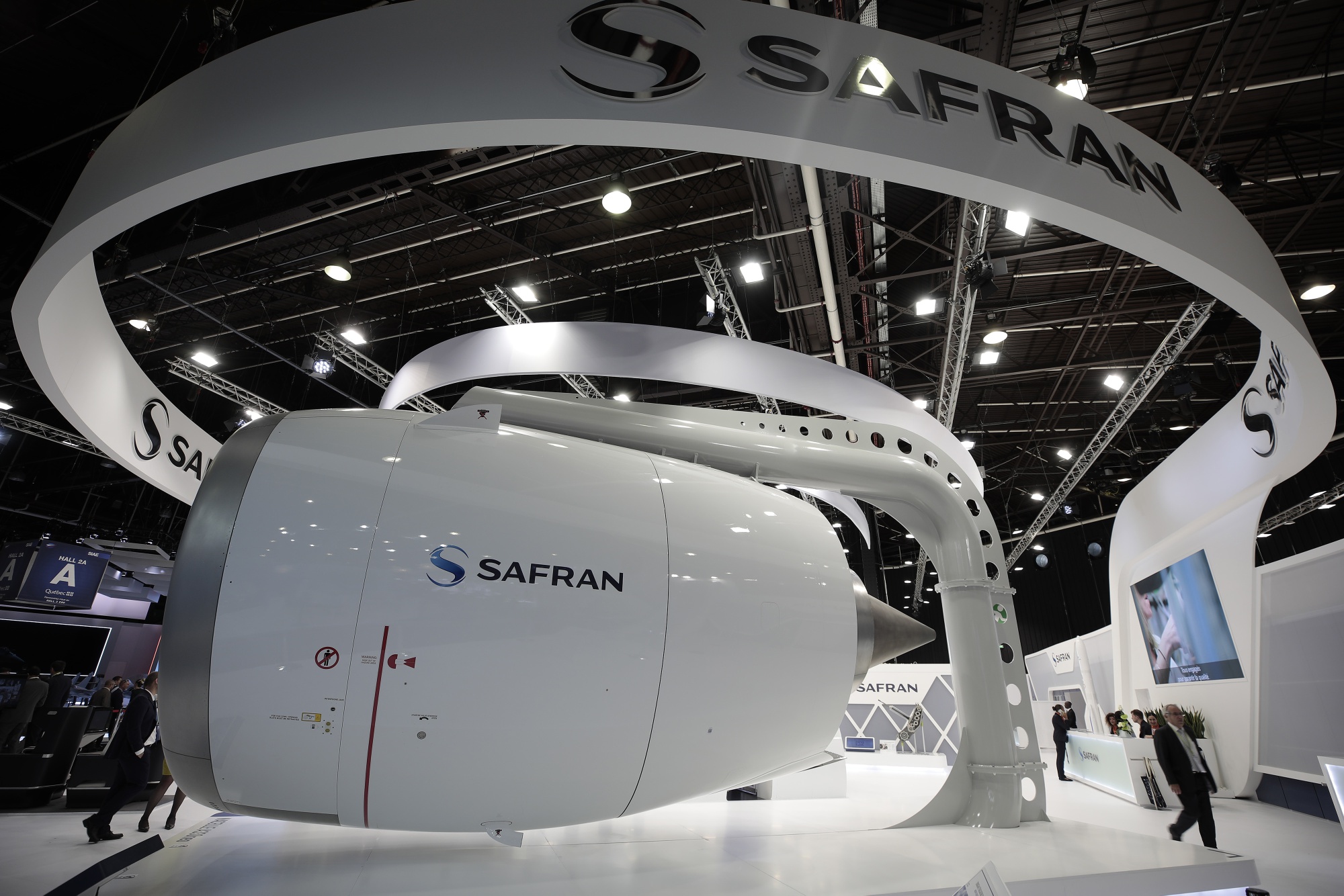 Safran Building Mexican Plant For Boeing Interiors: Minister - Bloomberg