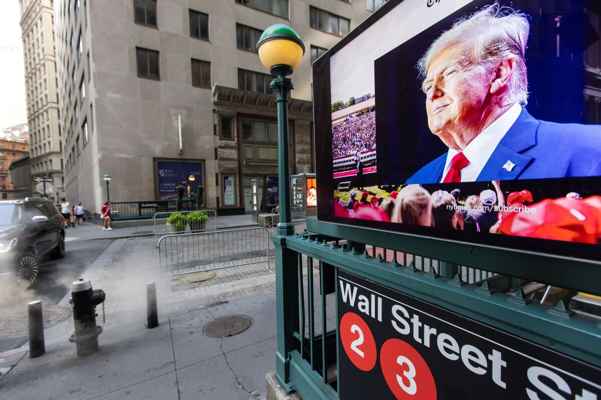www.bloomberg.com