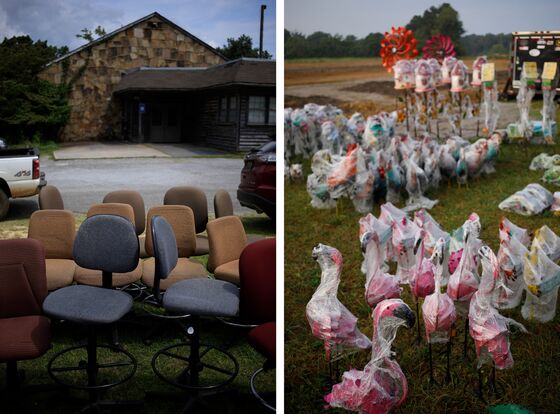 America’s 690 Mile-Long Yard Sale Entices a Nation of Deal Hunters