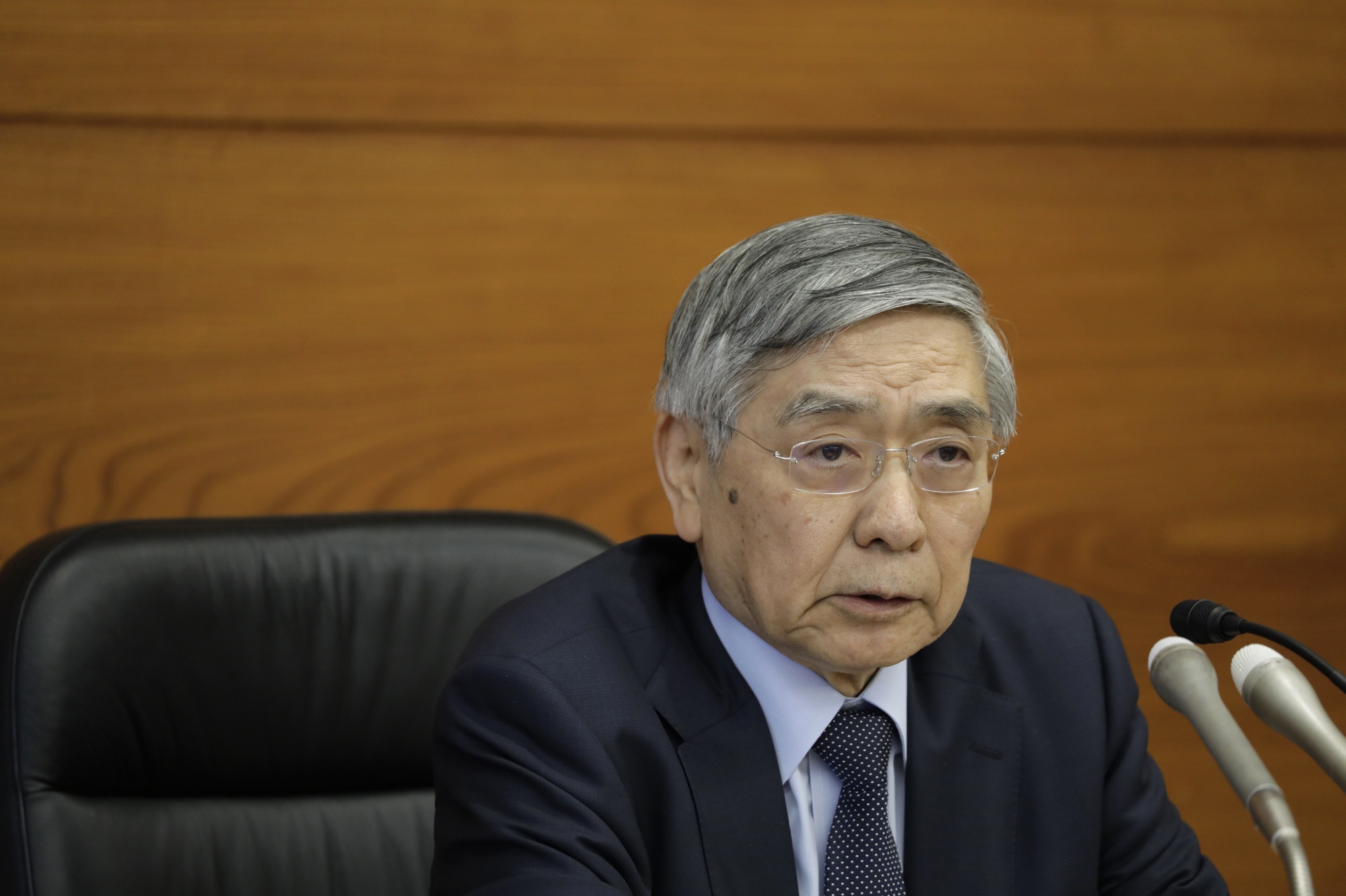 日銀が資金繰り支援へ新制度決定 総枠75兆円に 金融政策は維持 Bloomberg