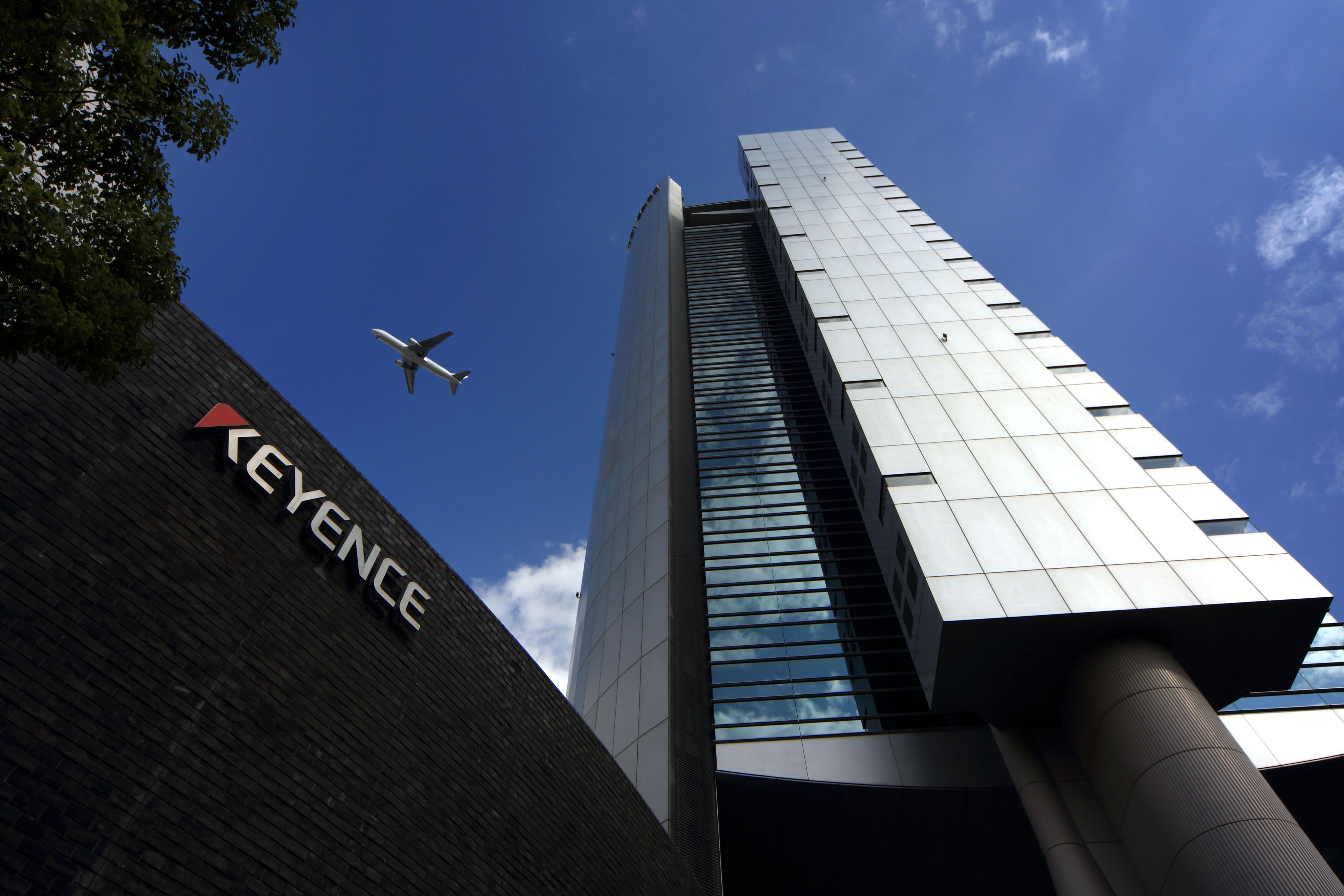 A 100 Billion Robotics Supplier Is Japan’s Second Biggest Firm Bloomberg