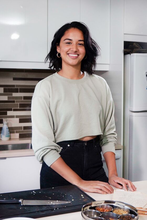 From Receptionist to Chef and Founder of a Pop-up Family Kitchen