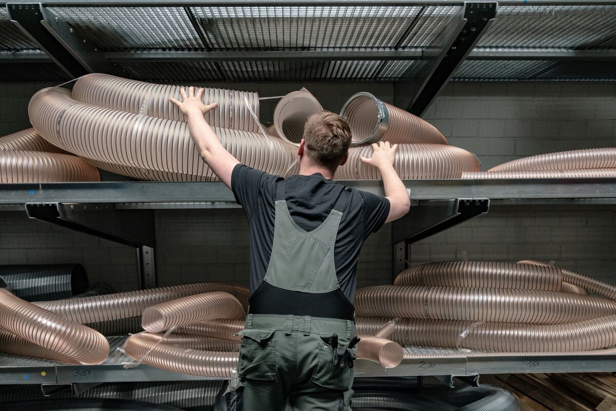 German Industrial Output Unexpectedly Drops Most in Almost Year
