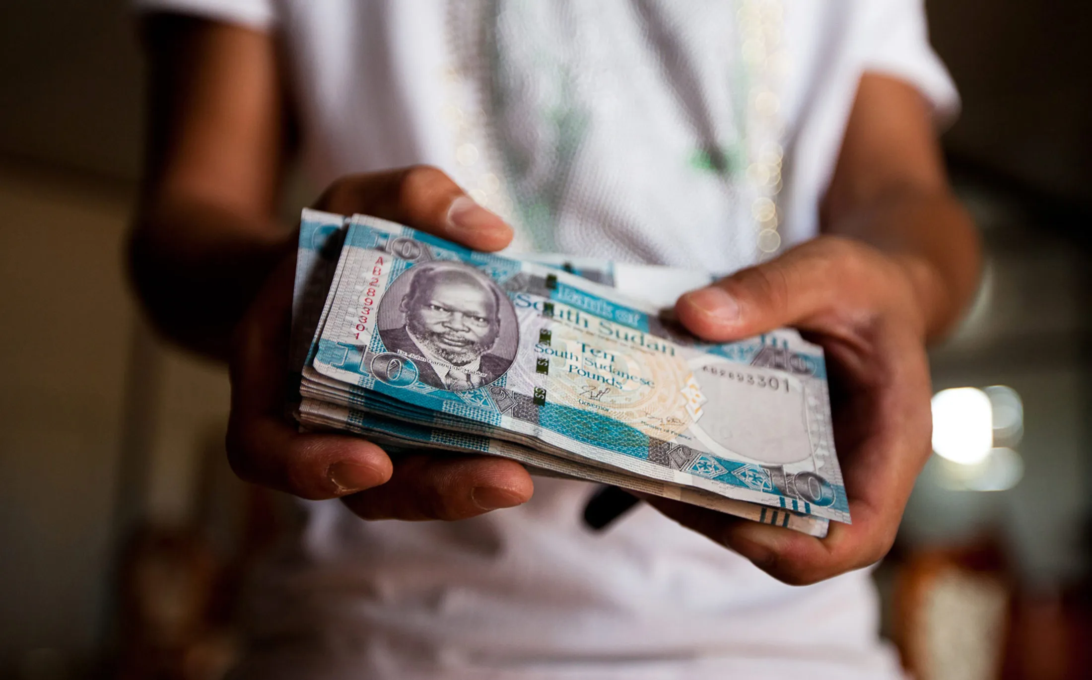De La Rue Plc won the contract to supply the South Sudan pound when the African nation became independent following a split with the north in 2011.&nbsp;