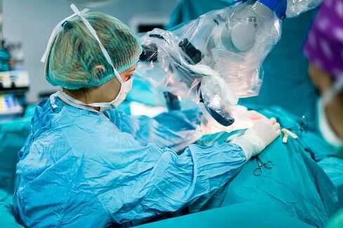 Liability Shocker: A Rare Truce on Medical Malpractice Suits