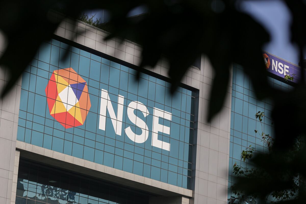 Indian Stocks Hit Record as Earnings, Inflows Boost Sentiment