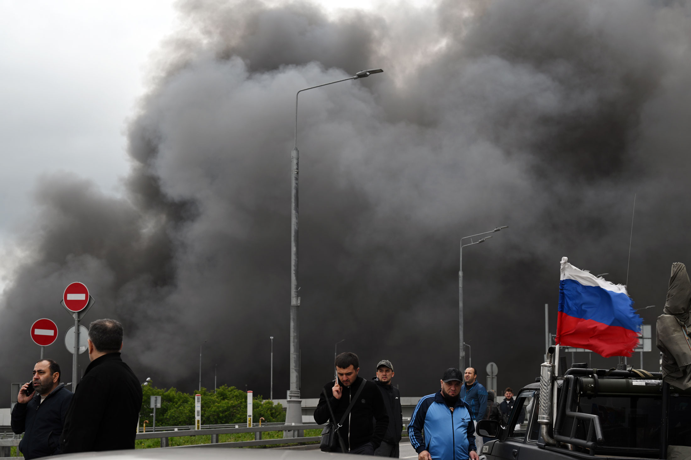 Smoke following Ukrainian drone attacks on the Moscow Oil Refinery on June 18. Photographer: Sefa Karacan/Anadolu/Getty Images