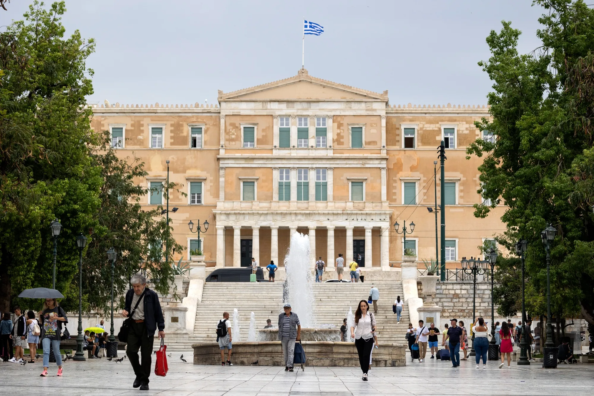 Greece Faces Investor Fight Over Buyback of Debt Crisis Warrants - Bloomberg