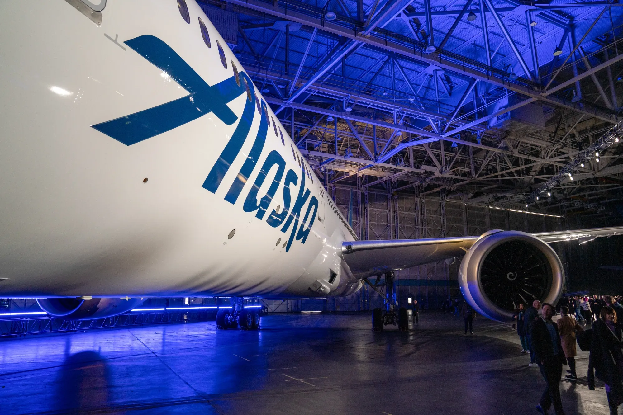 Alaska Air Offers Cautious 2026 Outlook After Earnings Beat - Bloomberg