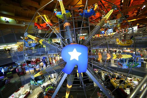 Toys “R” Us in Times Square
