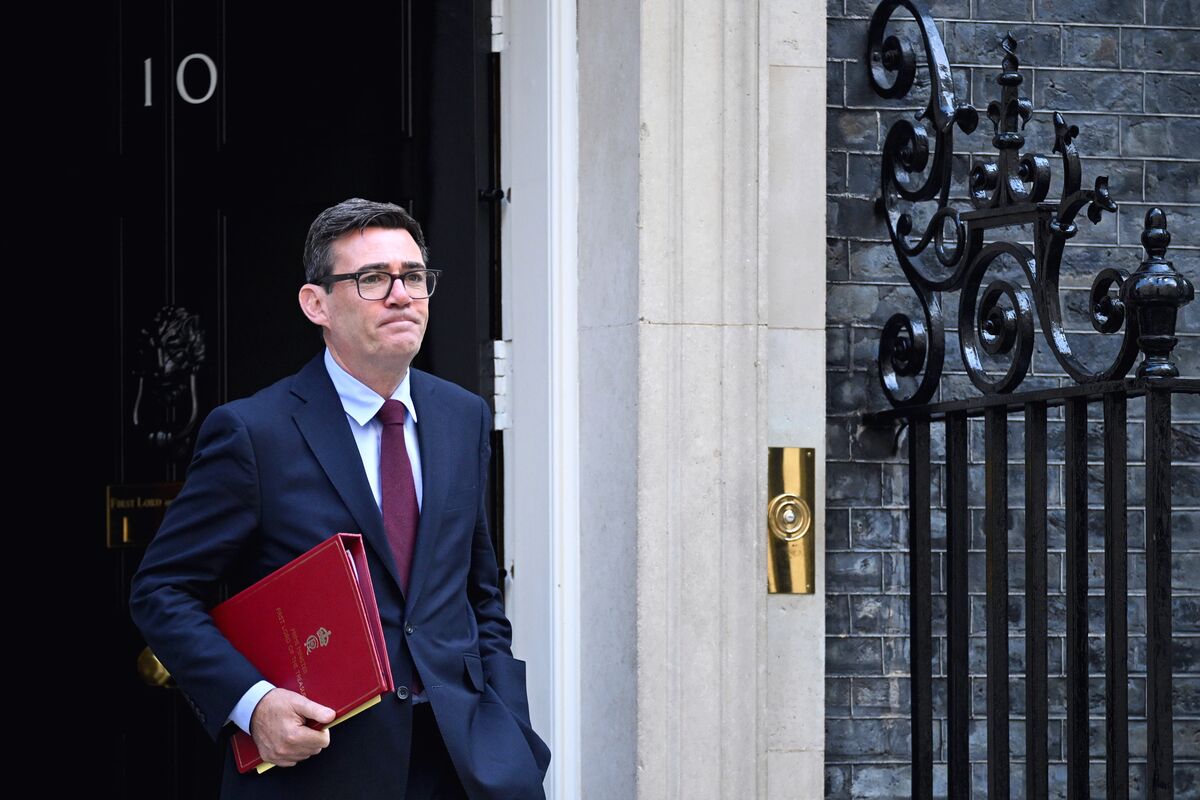 Jim O’Neill Warns Burnham Against Higher Tax on Banks, Business