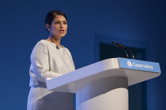 U.K.’s Patel to Unveil Post-Brexit Overhaul of Immigration