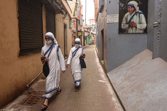 India Allows Mother Teresa’s Charity Access to Foreign Donations