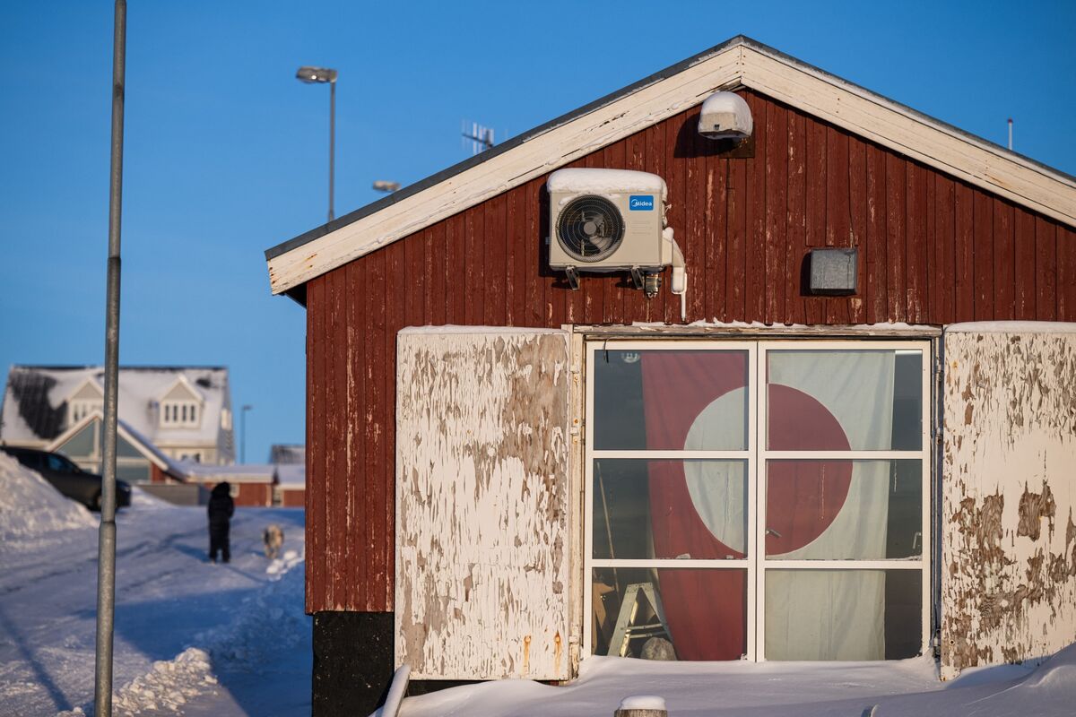 
                            Stocks Rebound as Trump Expounds on Greenland, Equity Markets