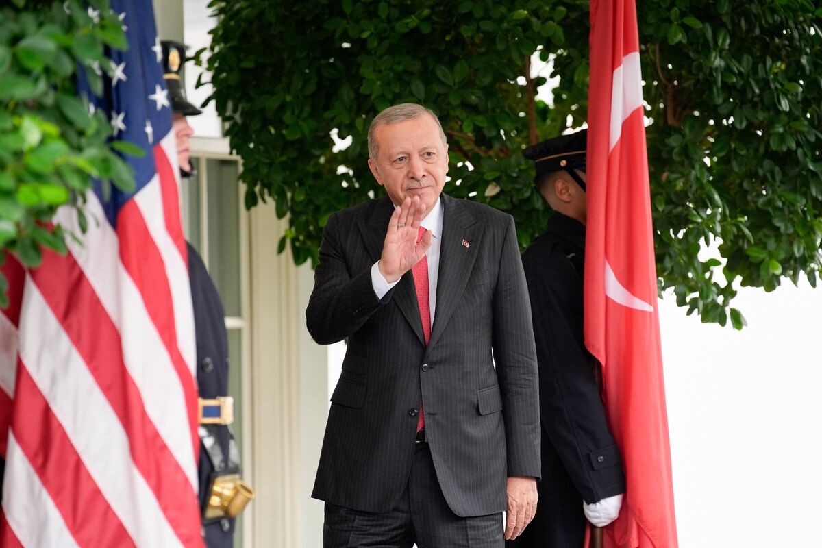 Erdogan Inaugurates Airport Built for Trump, NATO Summit Leaders