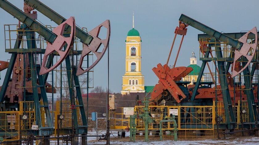 Russia Diverts Record Oil To Asia Three Weeks Before EU Ban On Seaborne ...