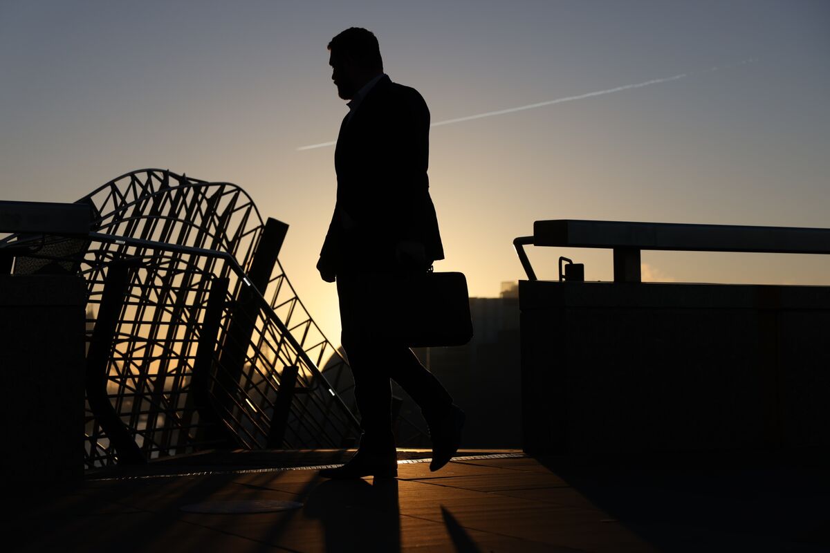 UK Recruiters Report Sharpest Rise in Jobseekers Since Covid