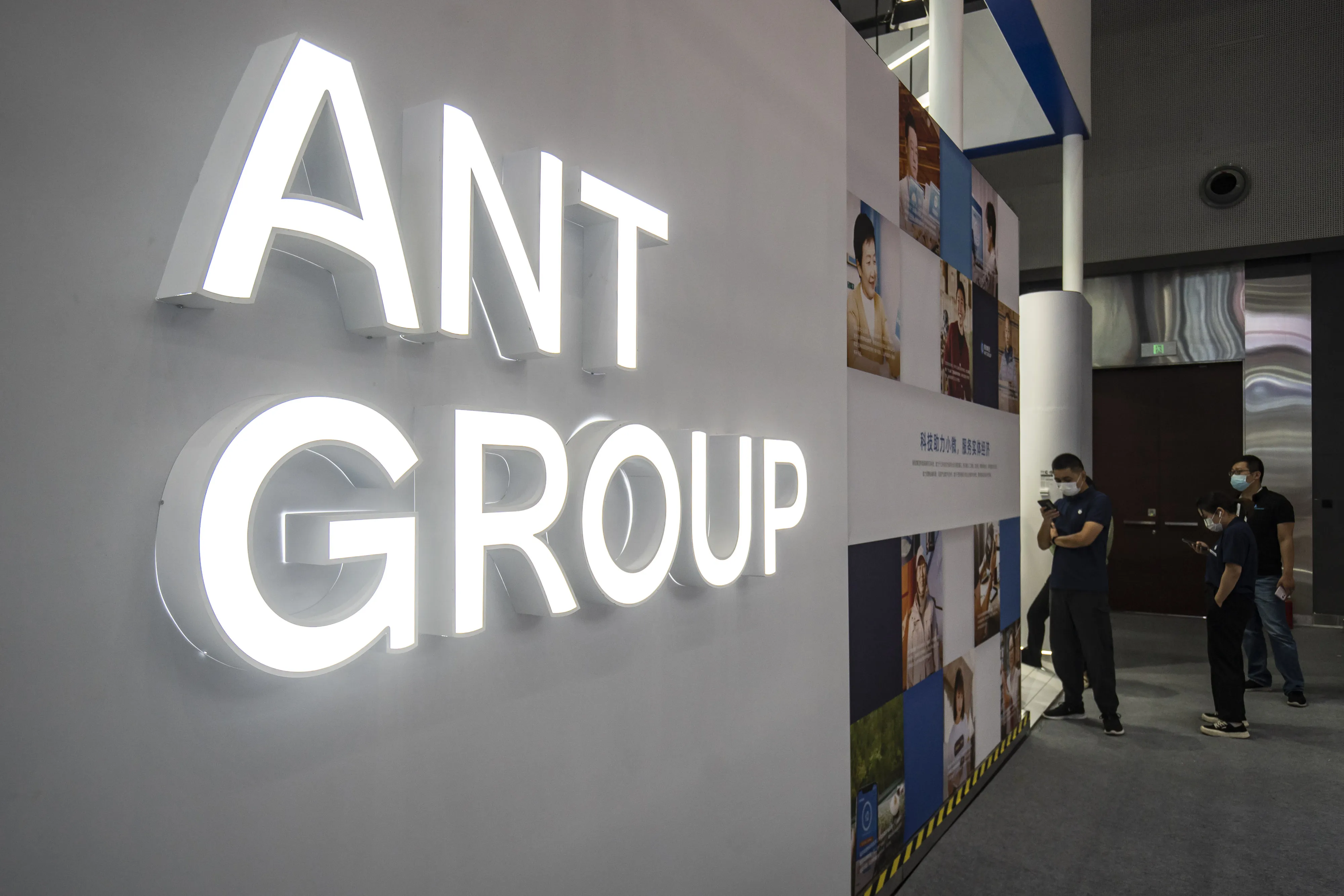 The US asset management giant&nbsp;decided&nbsp;earlier this year to shutter businesses in China and exit the advisory venture.&nbsp;